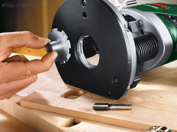 Вертикальная фрезерная машина Bosch POF 1400 ACE - 060326C820 Вертикальная фрезерная машина Bosch POF 1400 ACE - 060326C820