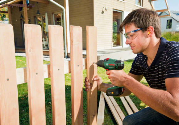 Аккумуляторная дрель-шуруповерт Bosch PSR 14,4 LI-2 603973420 Аккумуляторная дрель-шуруповерт Bosch PSR 14,4 LI-2 603973420