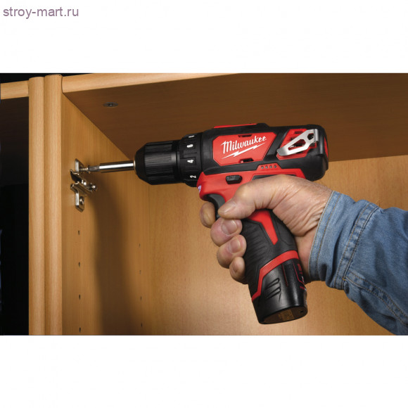 Аккумуляторная дрель-шуруповерт Milwaukee M12 BDD-0 4933441930 Аккумуляторная дрель-шуруповерт Milwaukee M12 BDD-0 4933441930