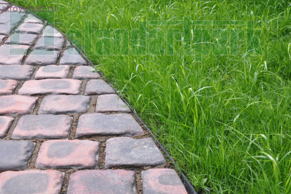 Бордюр Б-300.8,5.4,5 пластиковый черный L3000 - 8210 Бордюр Б-300.8,5.4,5 пластиковый черный L3000 - 8210