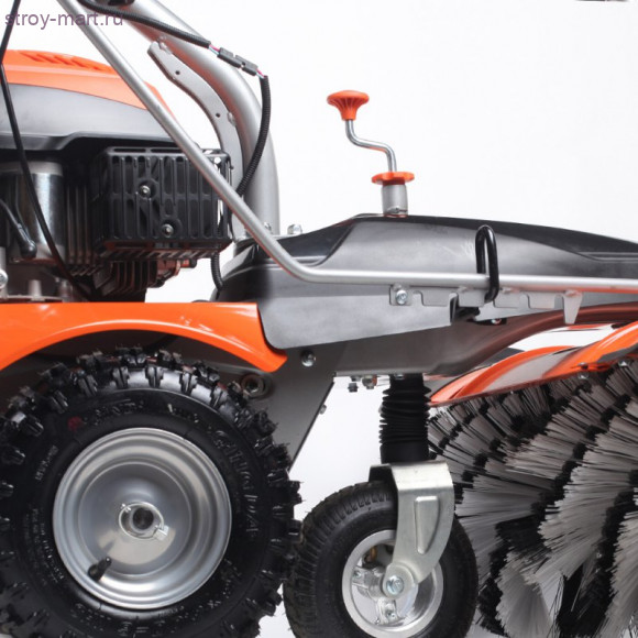 Подметальная машина S 608 P Подметальная машина S 608 P