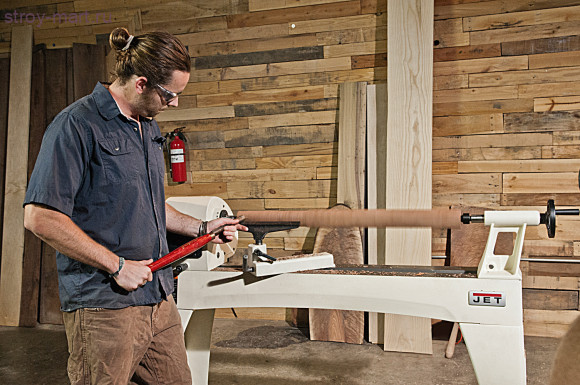 Токарный станок с вариатором JET JWL-1440VS Токарный станок с вариатором JET JWL-1440VS