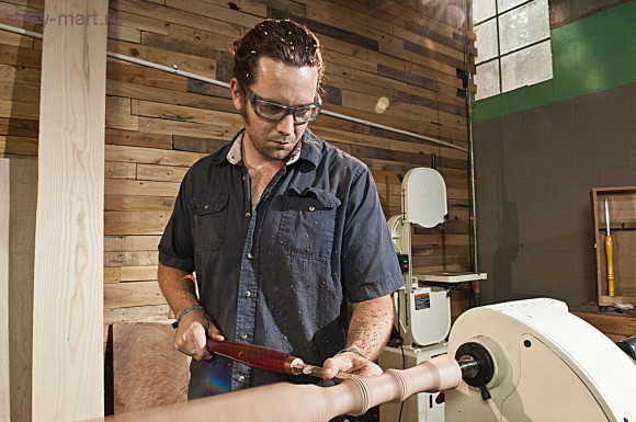 Токарный станок с вариатором JET JWL-1440VS Токарный станок с вариатором JET JWL-1440VS