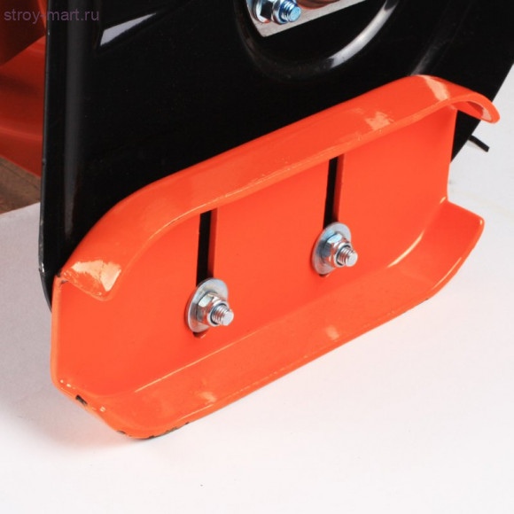 Снегоуборщик PRO 1401 ED Снегоуборщик PRO 1401 ED