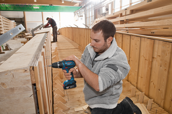 Аккумуляторная дрель-шуруповерт Bosch GSR 18 V-LI Professional - 060186610G Аккумуляторная дрель-шуруповерт Bosch GSR 18 V-LI Professional - 060186610G