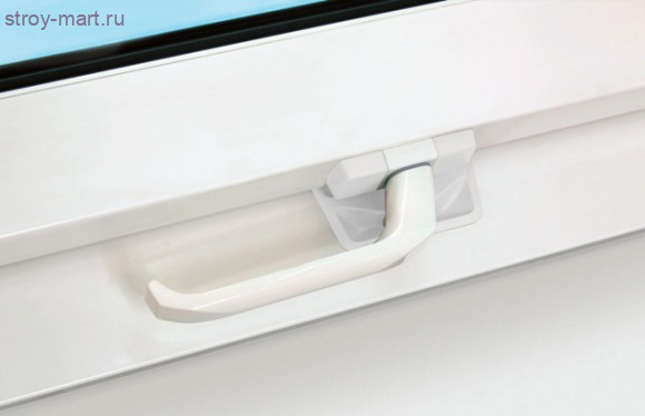 Окно Fakro Termo Plus PVС (PTP-V U3) белые ПВХ 55х78 с вентклапаном - С-000115235 Окно Fakro Termo Plus PVС (PTP-V U3) белые ПВХ 55х78 с вентклапаном - С-000115235