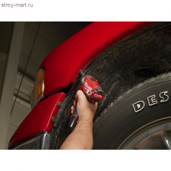 Импульсный гайковерт MILWAUKEE 1/4'' M12 CIW14-202C 4933440415 Импульсный гайковерт MILWAUKEE 1/4'' M12 CIW14-202C 4933440415