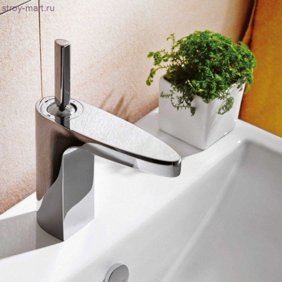 Cмеситель для ванной комнаты на раковину низкий - F179113C Cмеситель для ванной комнаты на раковину низкий - F179113C