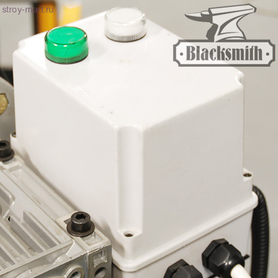 Трубогиб электрический Blacksmith ETB31-40 (380V) Трубогиб электрический Blacksmith ETB31-40 (380V)