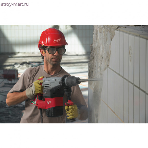Сверхмощный перфоратор MILWAUKEE Kango 750 S 4933398600 Сверхмощный перфоратор MILWAUKEE Kango 750 S 4933398600