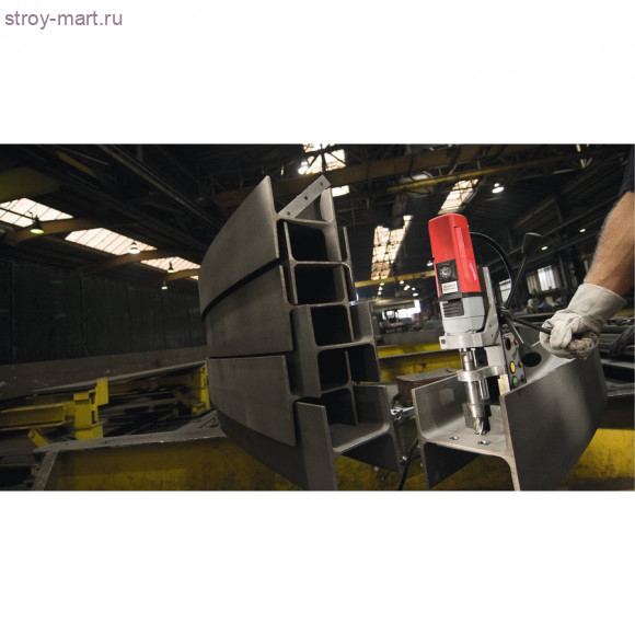 Дрель на магнитной станине MILWAUKEE MDE 42 4933380832 Дрель на магнитной станине MILWAUKEE MDE 42 4933380832