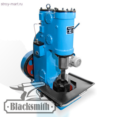 Кузнечный молот Blacksmith KM1-20R Кузнечный молот Blacksmith KM1-20R