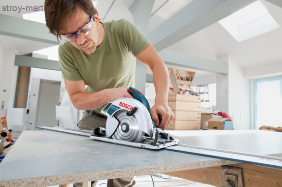 Ручная циркулярная пила Bosch GKS 65 GCE Professional - 601668900 Ручная циркулярная пила Bosch GKS 65 GCE Professional - 601668900