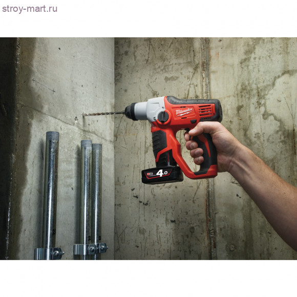 Аккумуляторный перфоратор MILWAUKEE SDS-Plus M12 H-202C 4933431340 Аккумуляторный перфоратор MILWAUKEE SDS-Plus M12 H-202C 4933431340