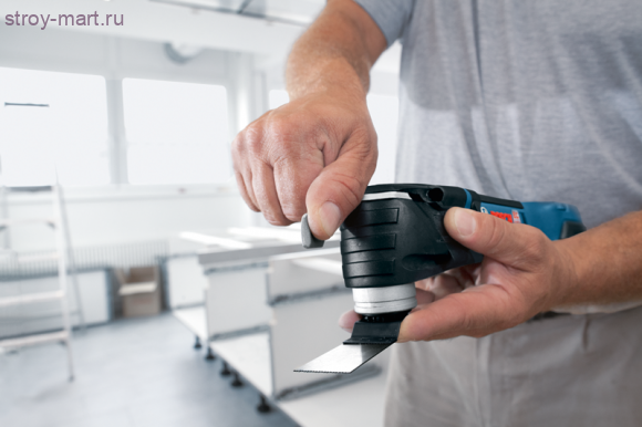 Аккумуляторный универсальный резак Bosch GOP 14,4 V-EC Professional - 06018B0100 Аккумуляторный универсальный резак Bosch GOP 14,4 V-EC Professional - 06018B0100